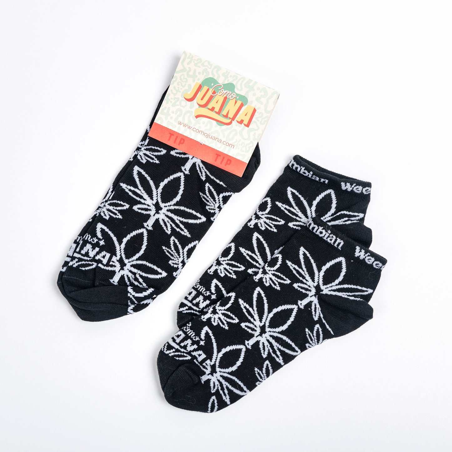 Leaf White/Black Socks (Unisex)